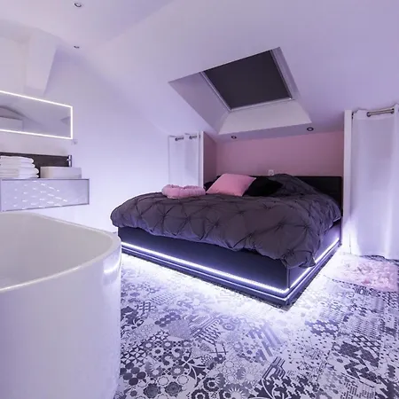 Lasuite55 Romantiskt hotell Istres